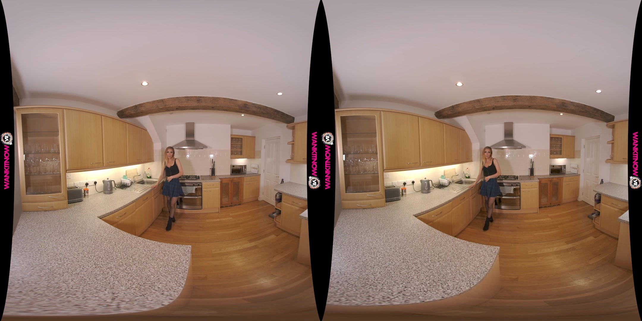 Social Distanced Wank featuring Rose - WankitNowVR