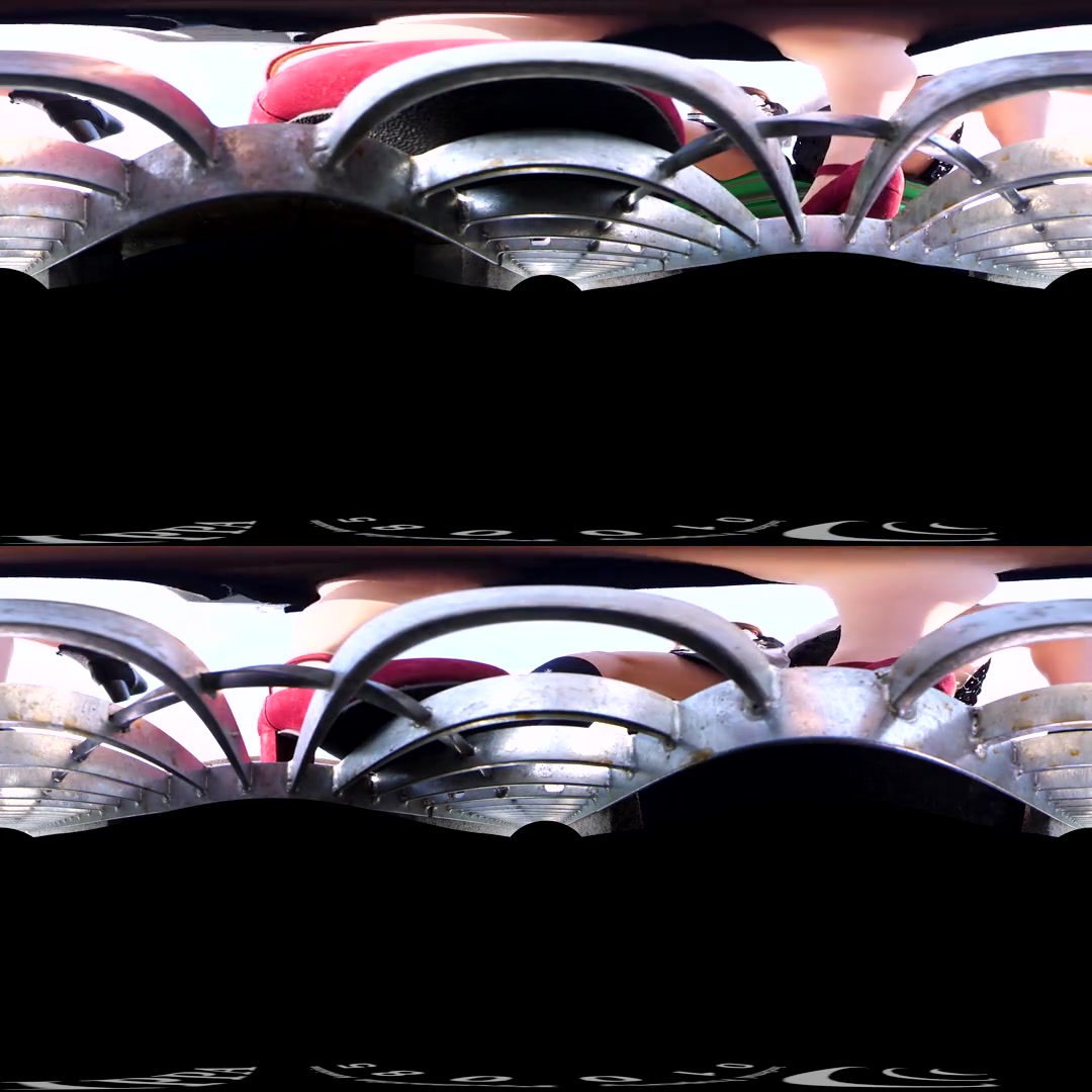 Upskirt Through Gutter VR 2 3 - TMAVR