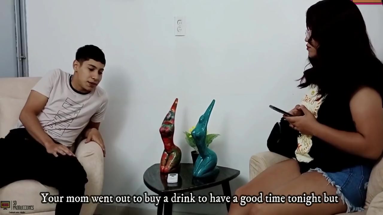 My Best Friends Boyfriend Fucks My Pussy While We Are Alone At Home - Porn In Spanish