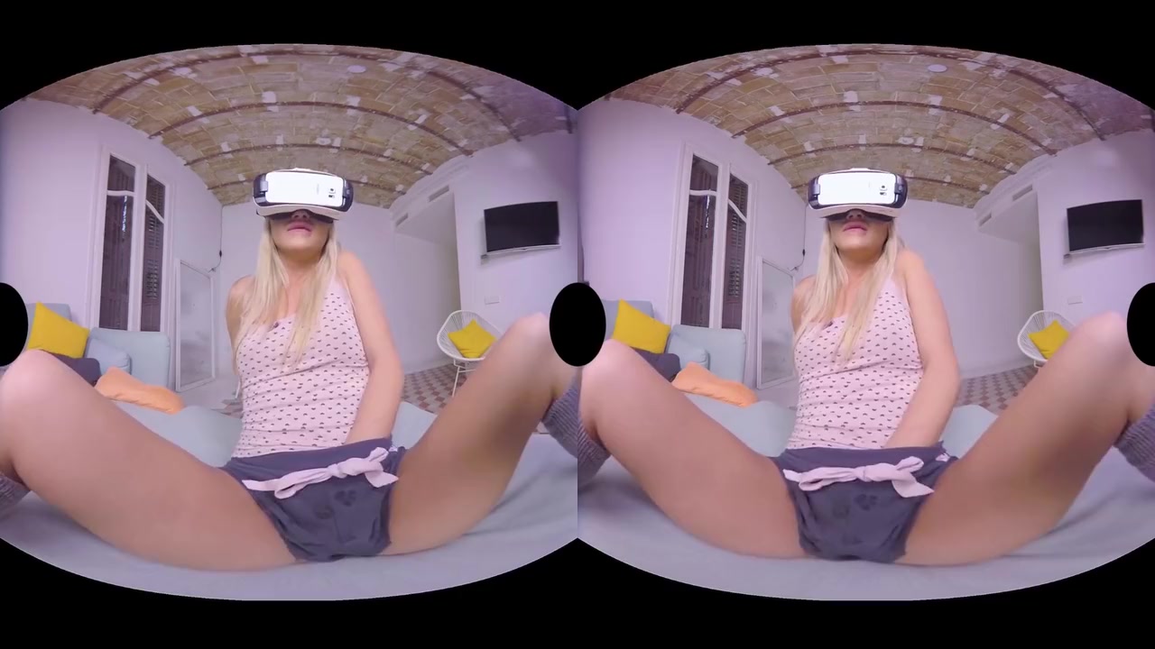 Vr Chick With Cayla Lyons