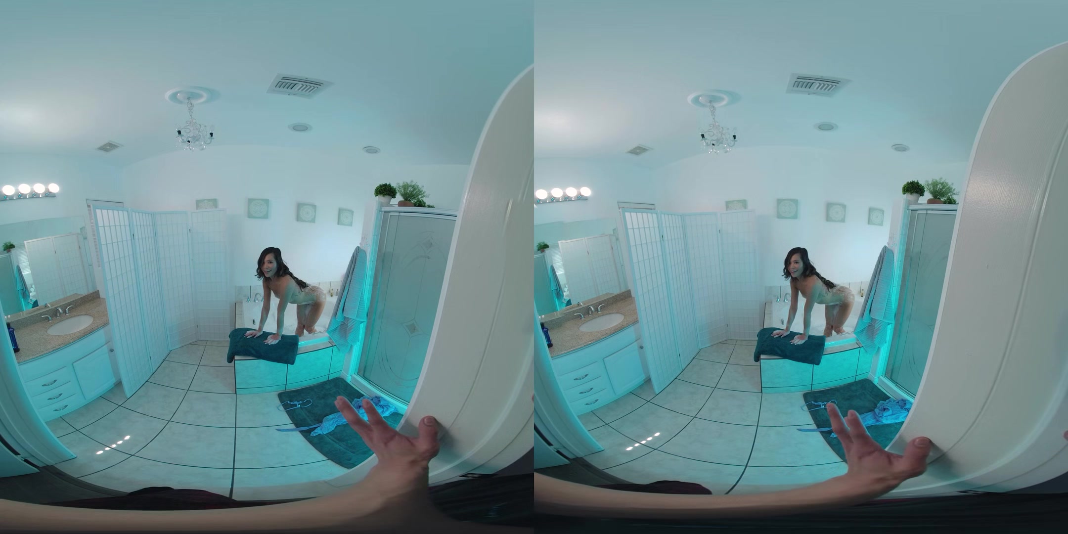 Take a Bath with Vina Sky