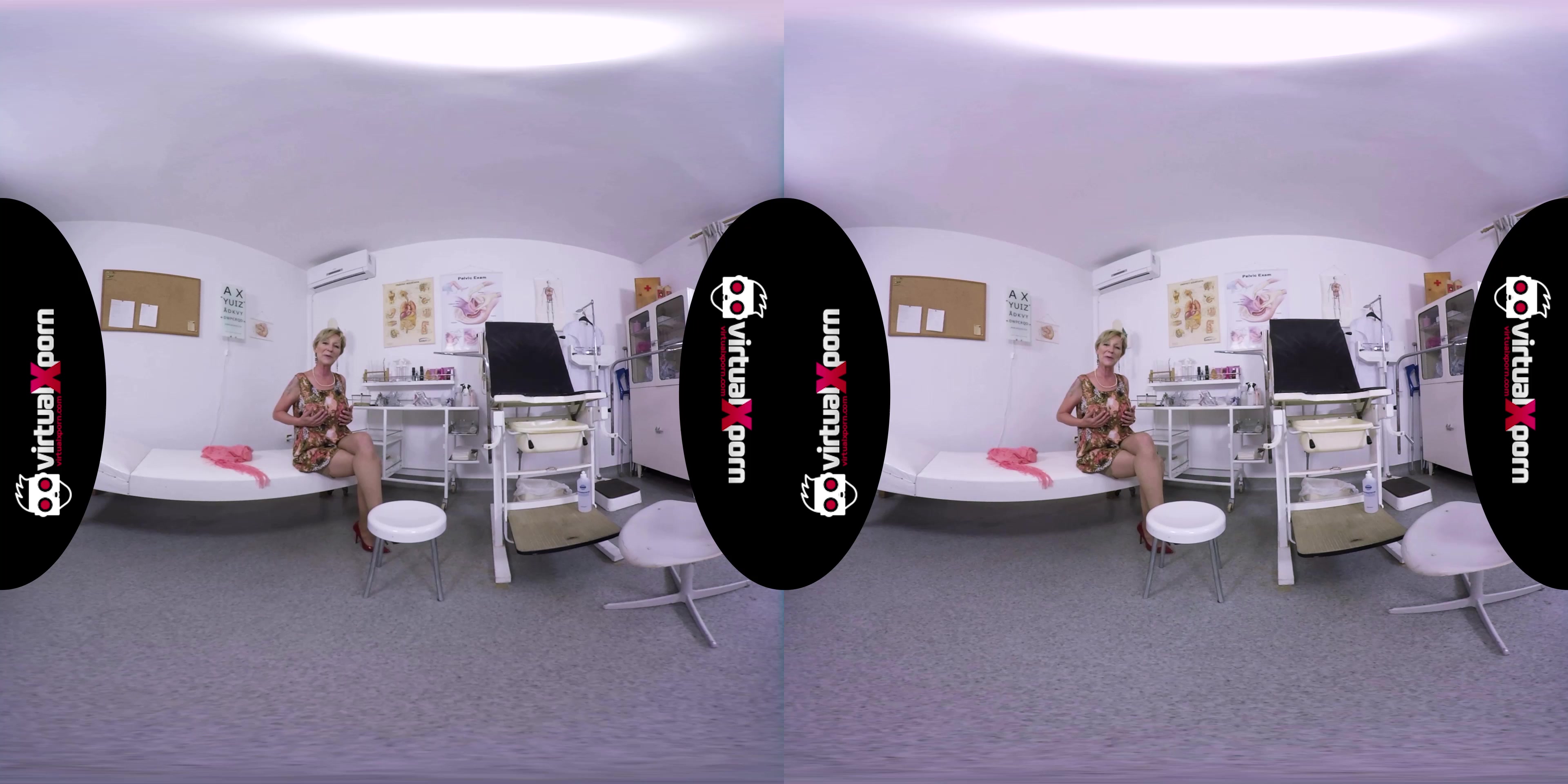 Busty Step mom Mili Masturbating - VirtualXPorn