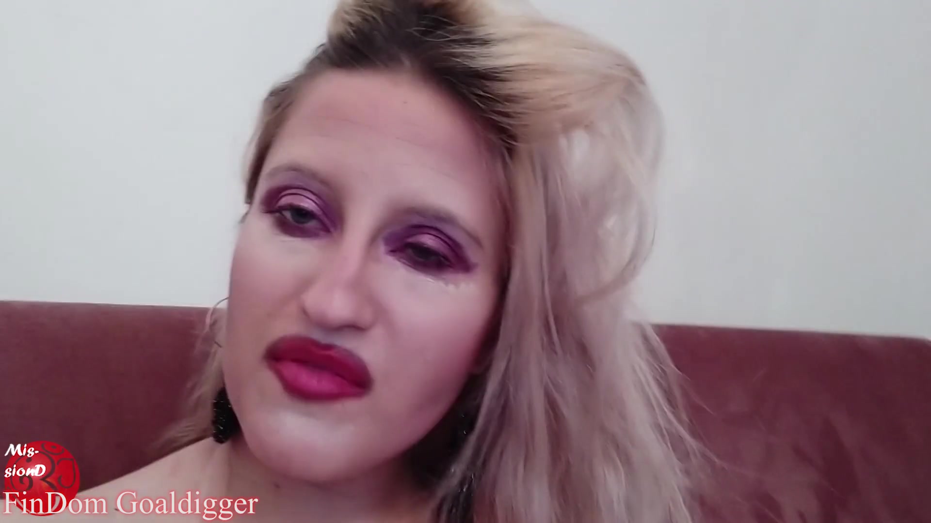 Buy This Clip And I Will Buy New Camera - Sex Movies Featuring Findom Goaldigger