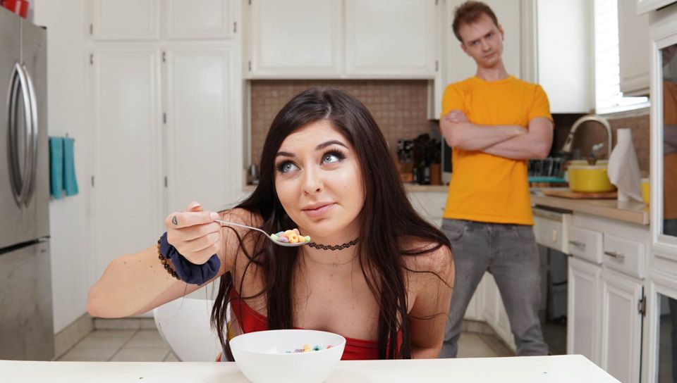 Keira Croft & Alex Jett in Fruity Loops