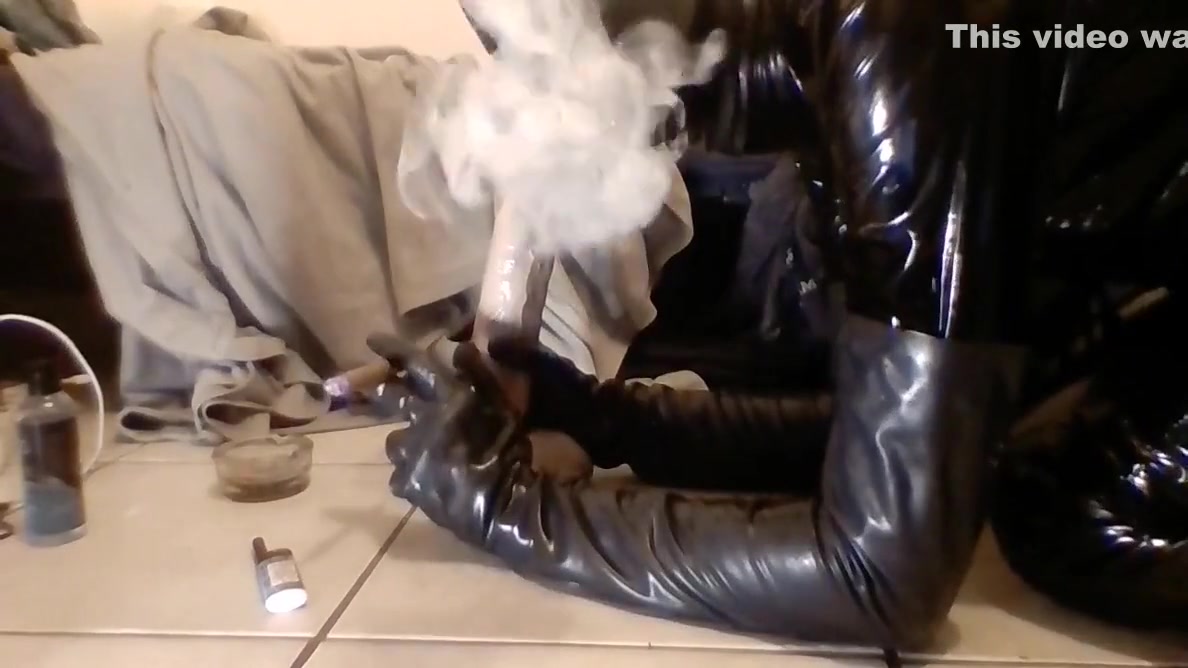 Latex Cigar Smoking Blowjob