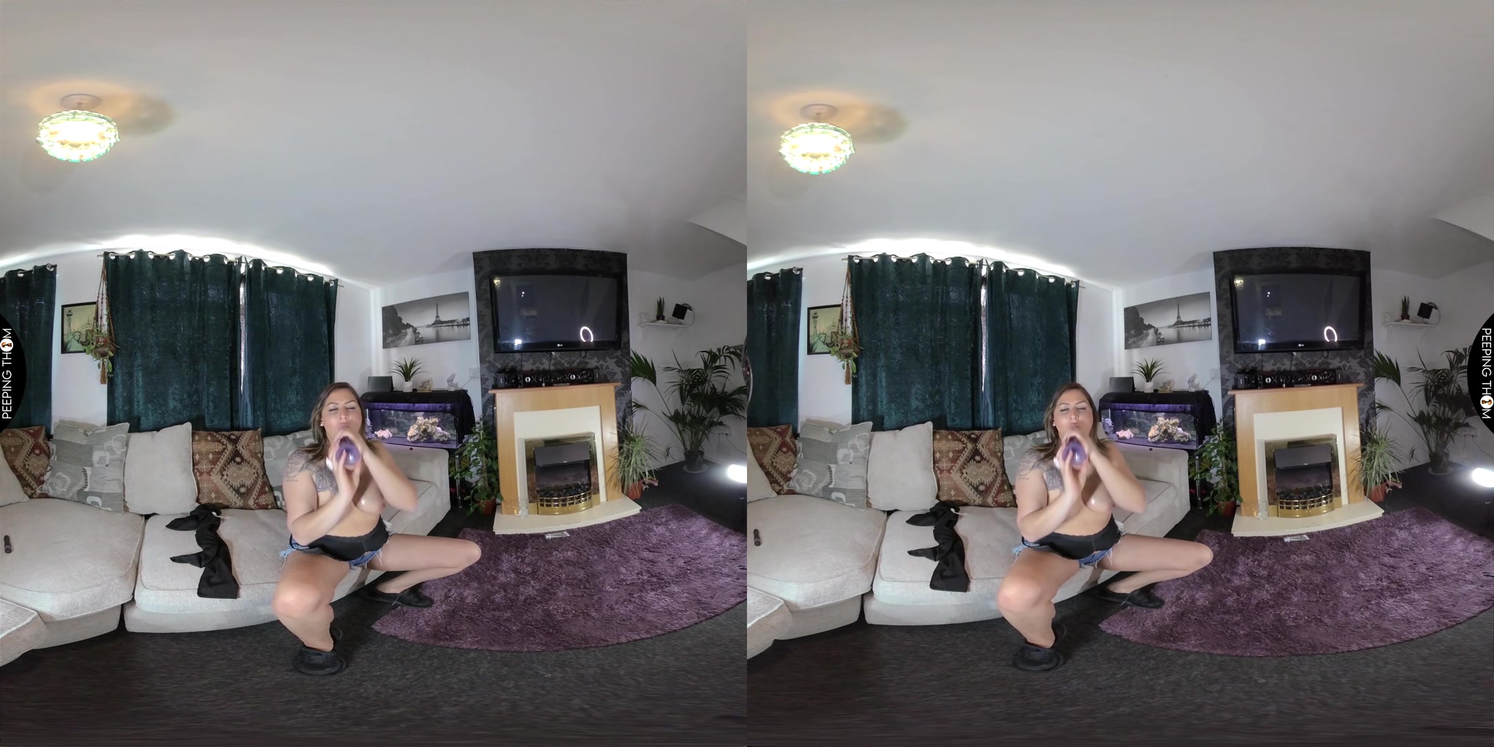 Short Shorts Squirt - PeepingThom