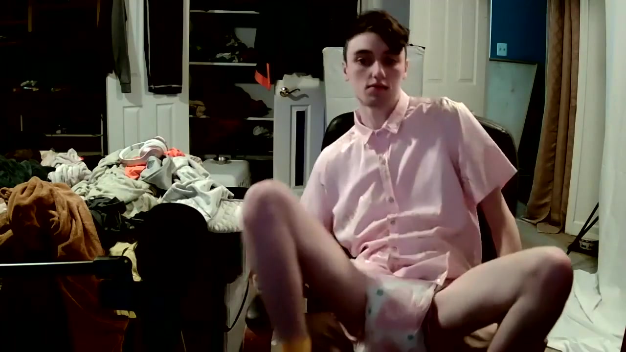 Twimk Caught In Sissy Diaper By Professor