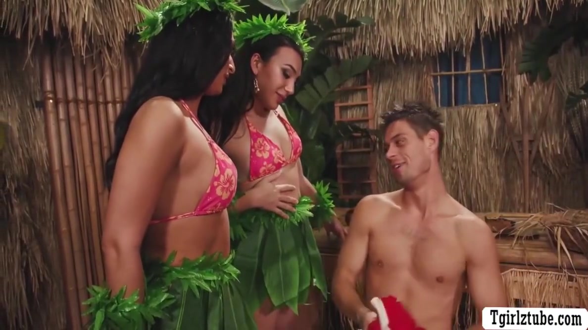 Lucky Dude Stranded In Island And Fuck Two Shemale