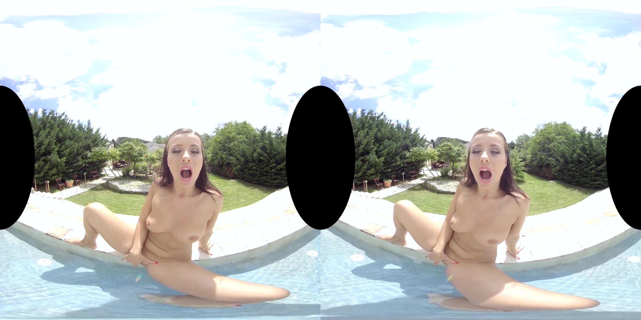 Vicky Love in Pool Of Love - - RealityLovers