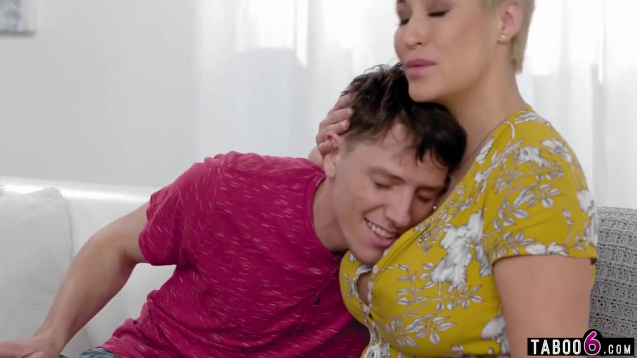 Stepson Sabotages All Of His Milf Stepmom With Ryan Keely