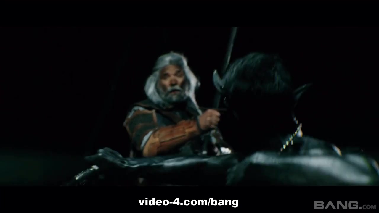 Peasant Farmer Isabela Is Taken On The Table By A Knight With A Big Cock - BANG!