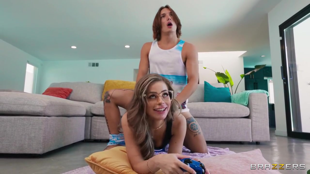 Renee Rose And Axel Haze - Both And His Roommate Adonis Fuck His Girlfriend