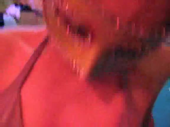 Sympathetic hussy uses mask to dildo her twat on cam