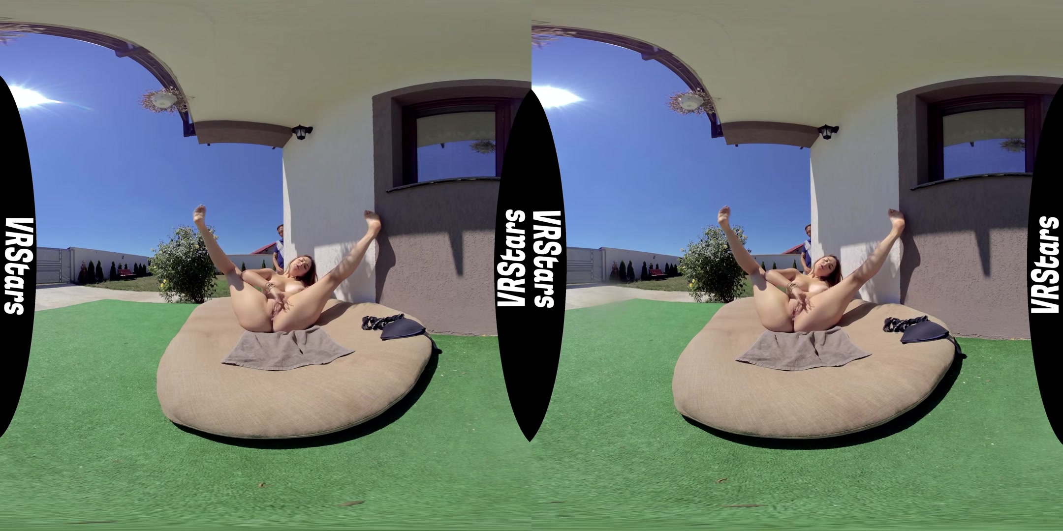 Busty teen 18+ Sunbathes With A Spying - VRStars