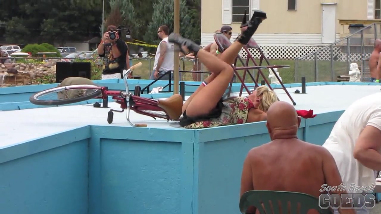 Nudes A Poppin 2012 Shot By Brian 1 Of 2 - SouthBeachCoeds