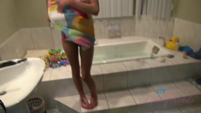 ATKGirlfriends video: two of your date with August Ames