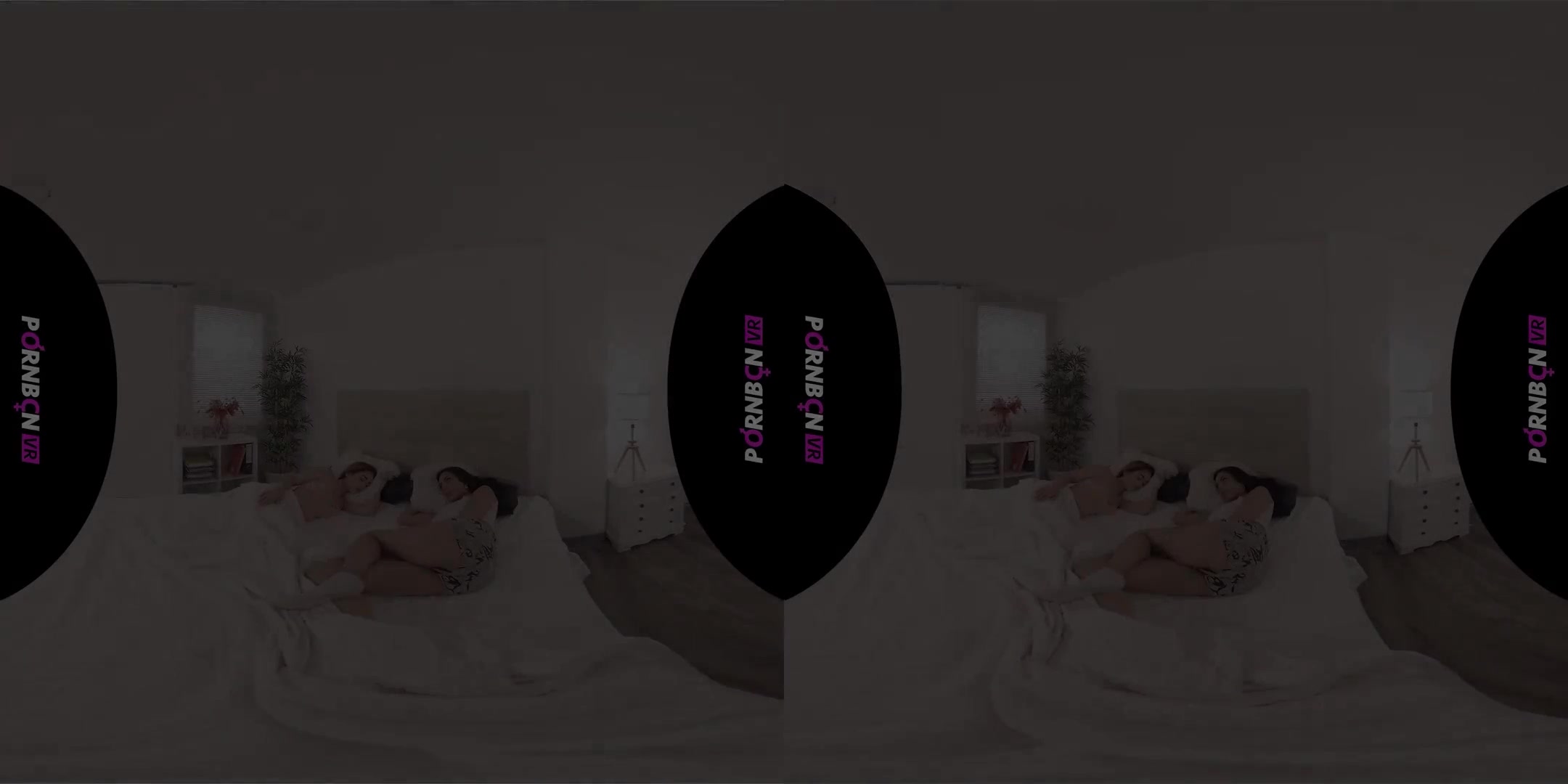 The Hottest Ginebra Bellucci - Extra Long VR Video MFF Threesome
