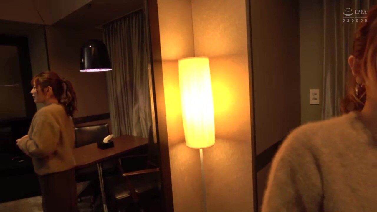 0001534_日本人女性が大量潮吹きする2穴同時セックス