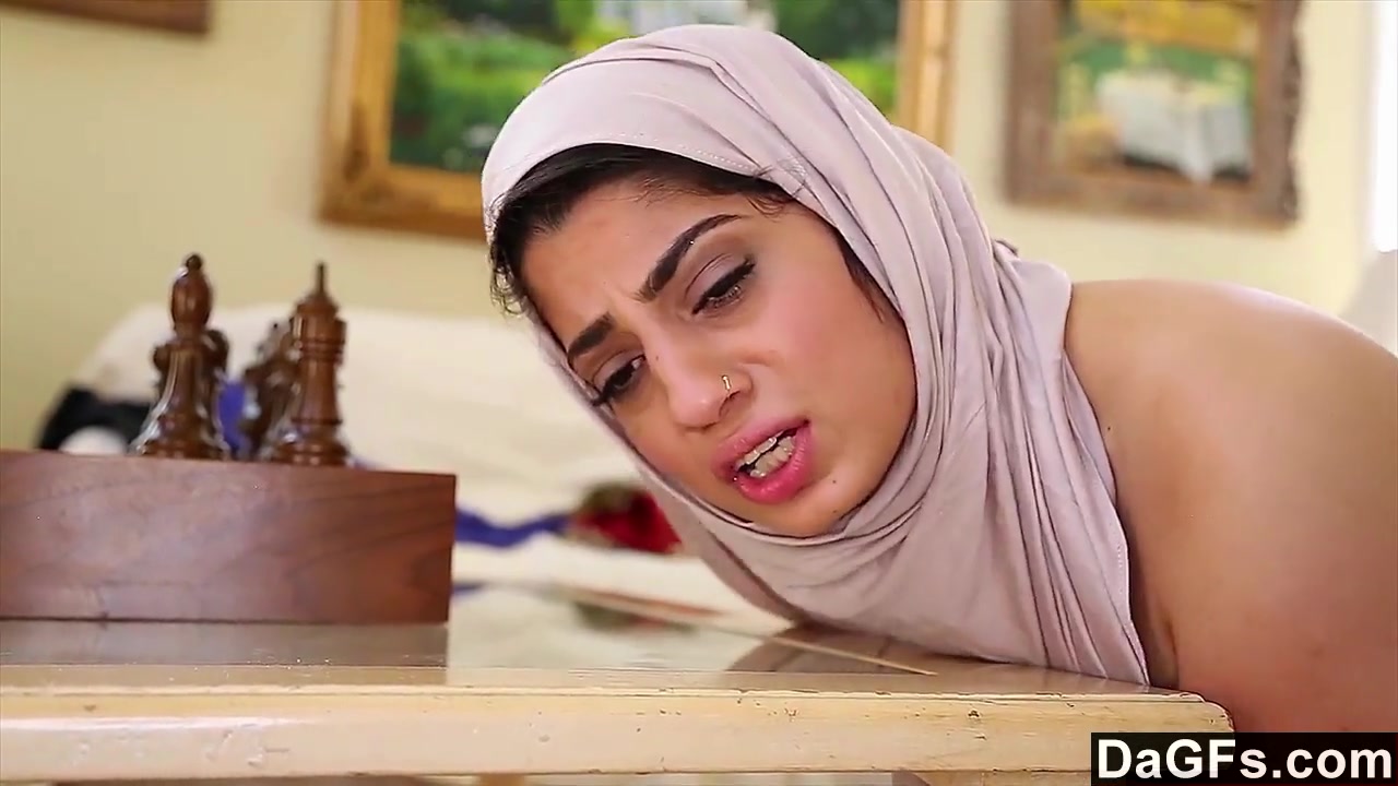 Arabic Chick Nadia Ali Tastes White Cock - DaGFs