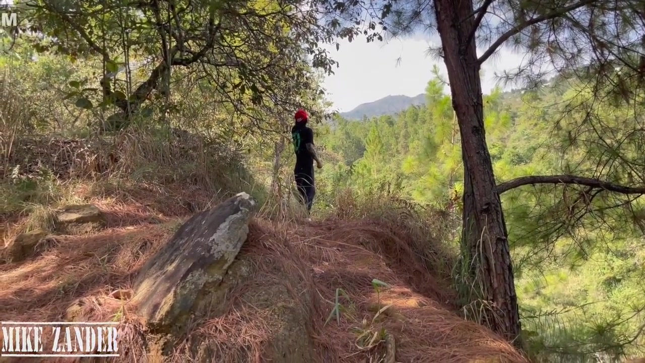 A Sexy teen 18+ Girl Records Me When She Does Me A Blowjob In The Middle Of A Public Forest