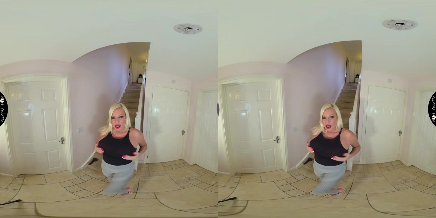 Skin Tight Leggins Squirt - PeepingThom