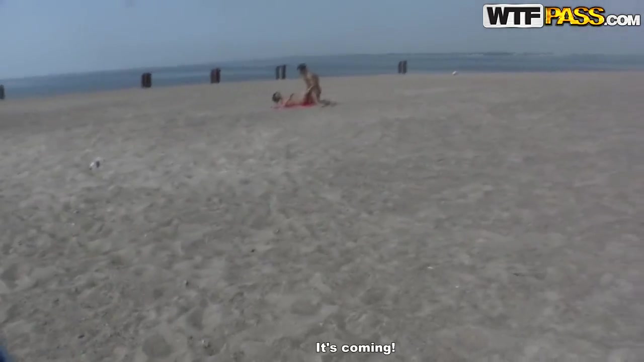 Skinny babe Dasi West gets shagged on the beach