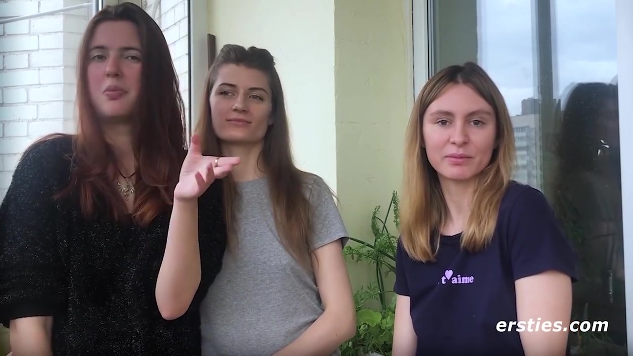 Hot Girl Threesome Leads To Steamy Lesbian Sex