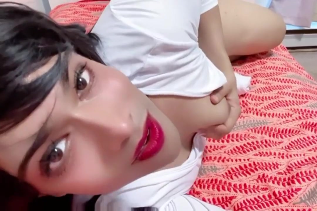 Beautiful Indian Sissy Playing With Herself 9 Min