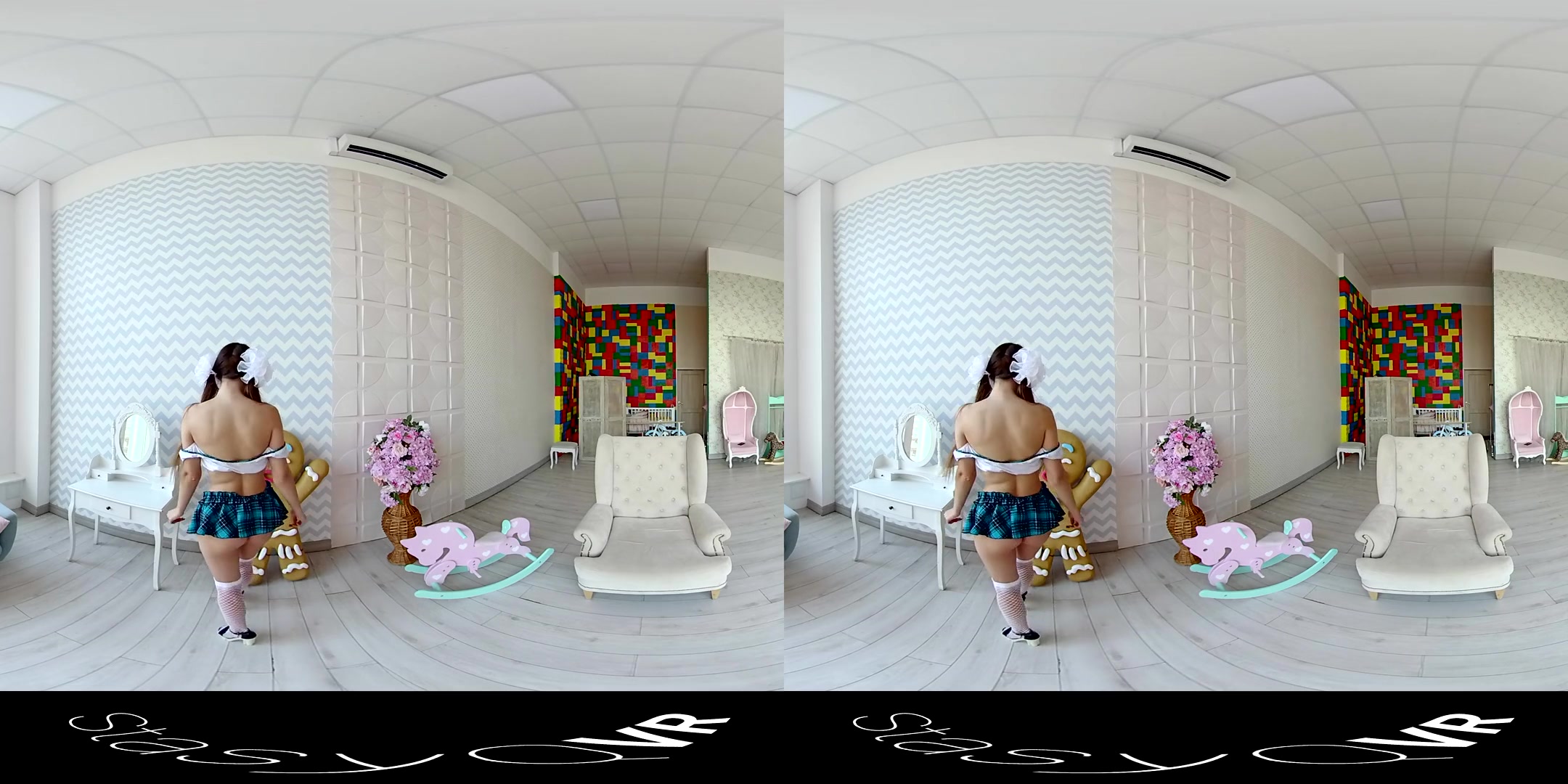ForyQ in Playful Playdate - StasyQVR