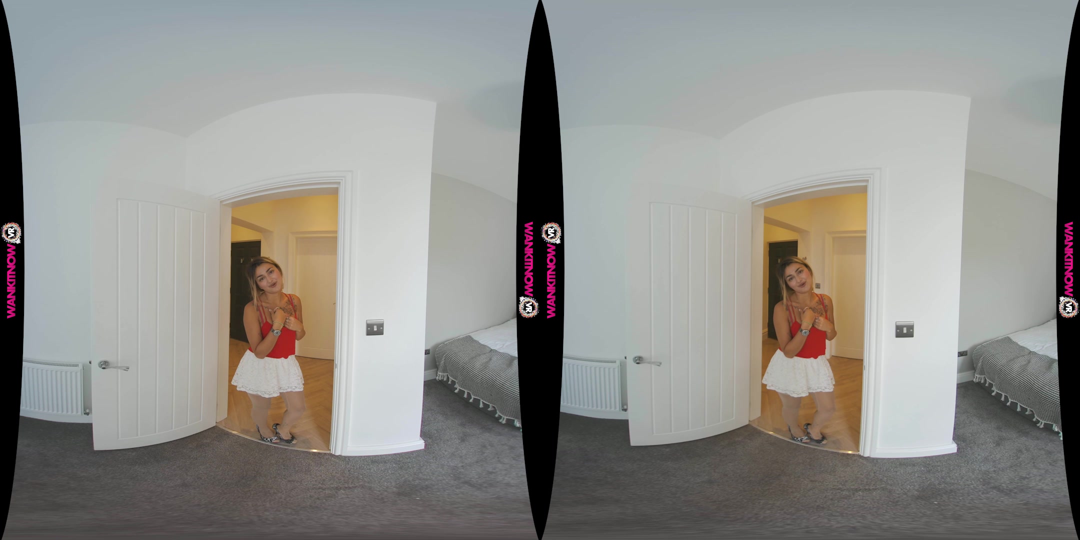 I'll Help You Wank featuring Selene - WankitNowVR