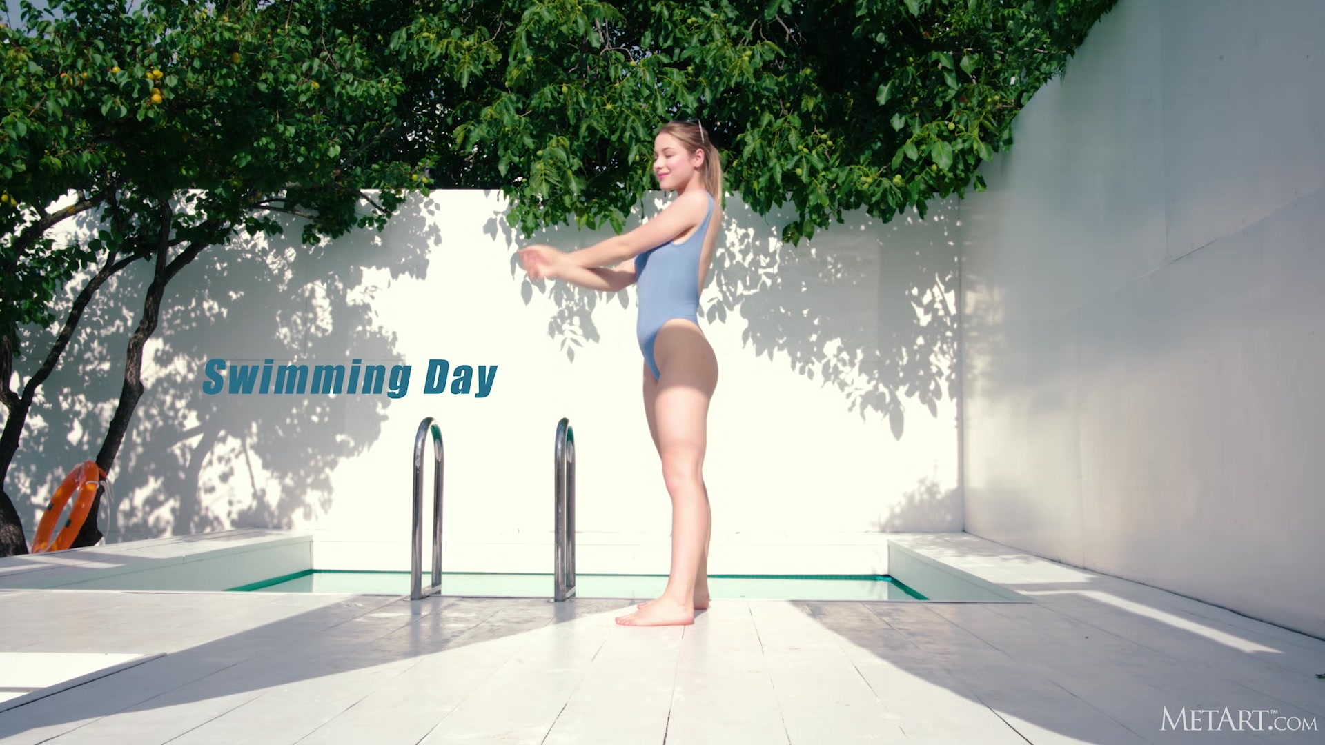 Swimming Day - Katarina Meis