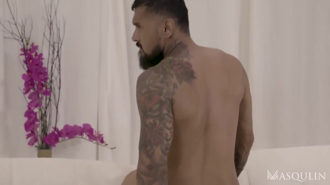 Breaking Free: A Story Of Sexual Exploration With Damien Stone And Boomer Banks