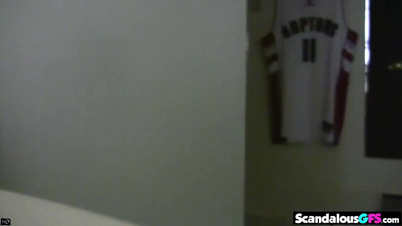 Julia Fingering While Filming - Scandalous Gfs