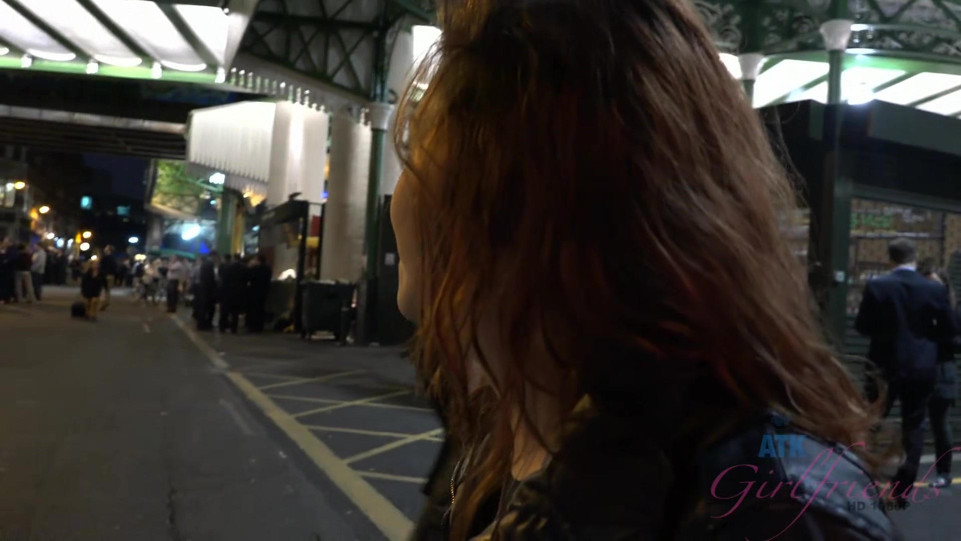 Virtual Vacation In London With Emma Evins Part 1