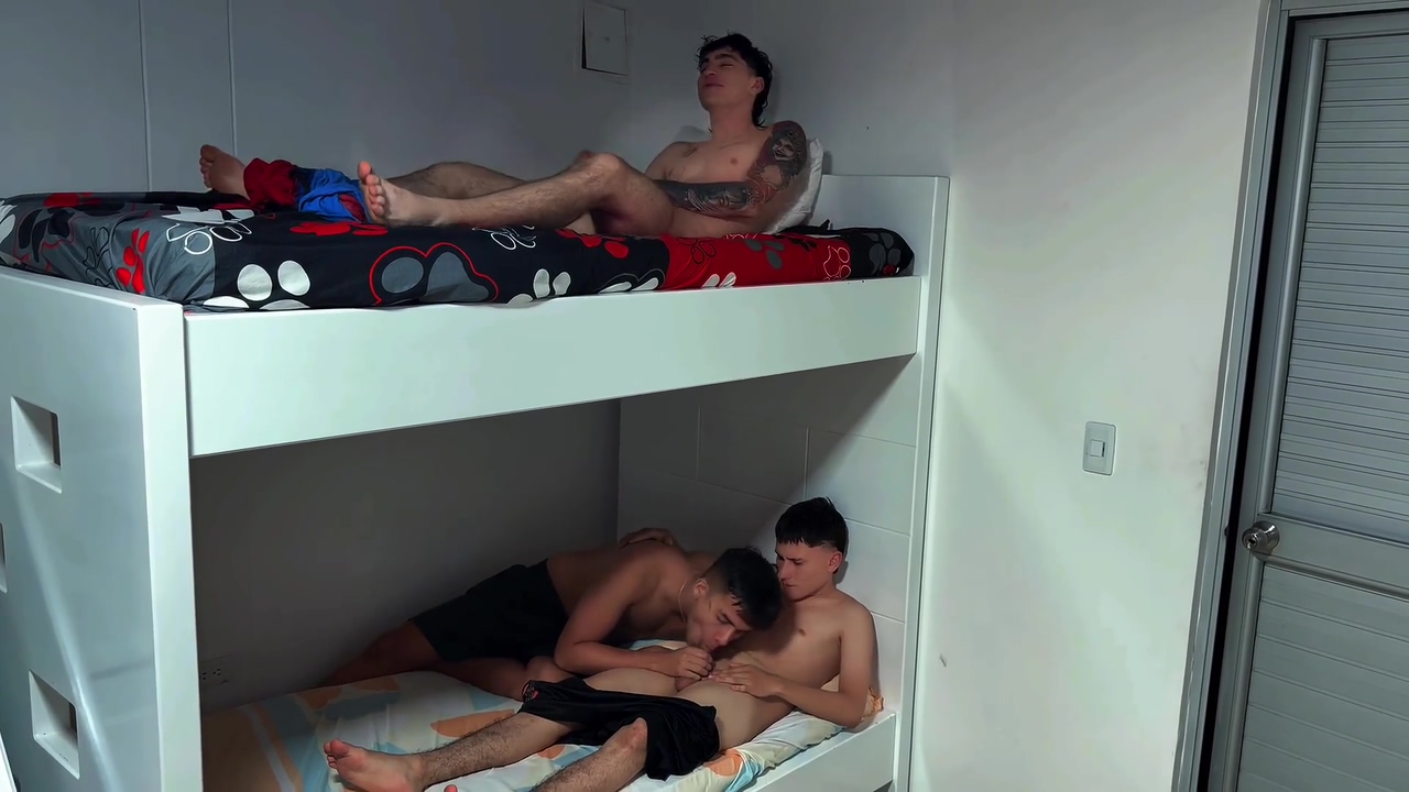 My Roommate Discovers Me When My Best Friend Fucks Me And Ends Up Masturbating