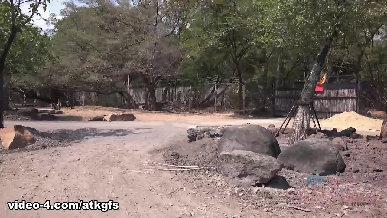 Jamie Marleigh in Jamie Gets To Meet Giraffes Face To Face To Feed Them - ATKGirlfriends