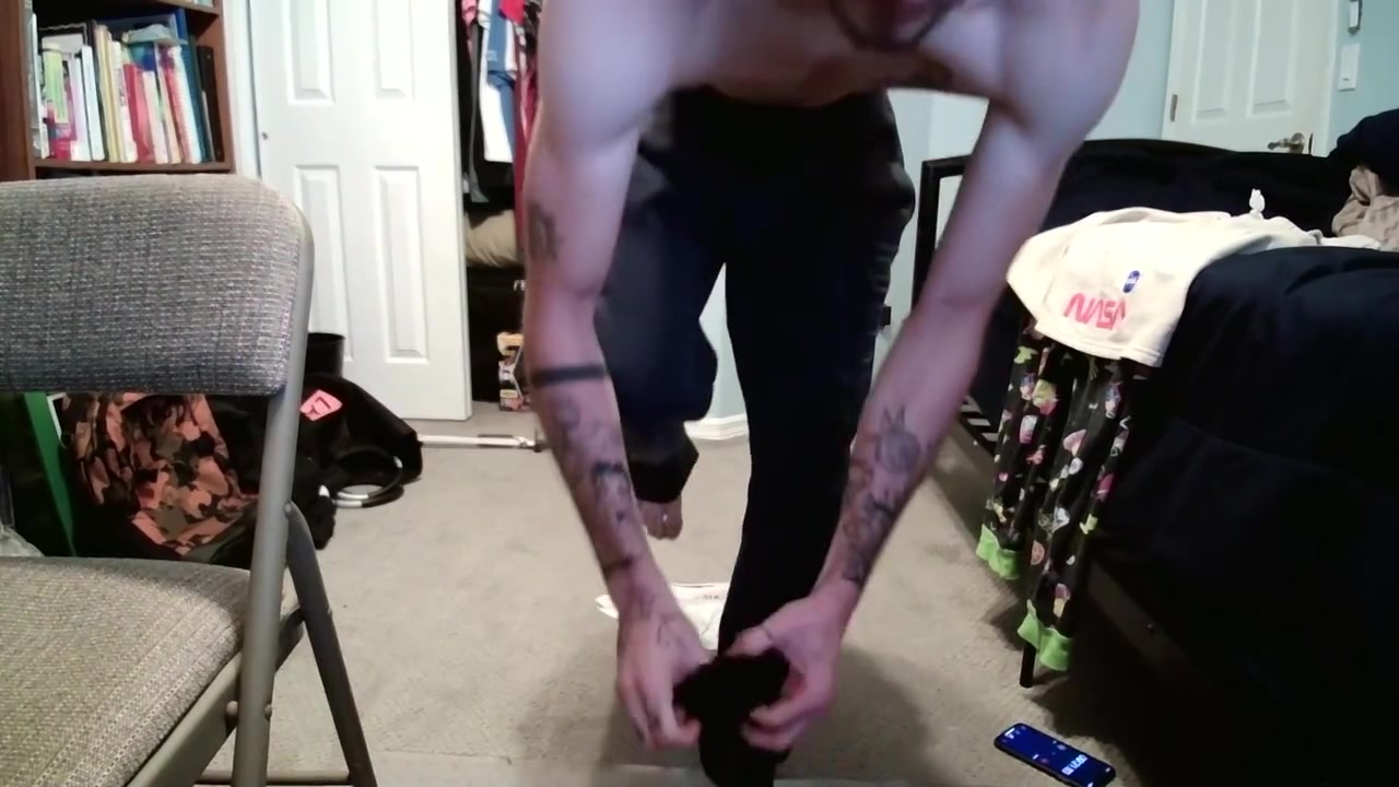 Straightwhiteboy21 2023-05-19 17-34