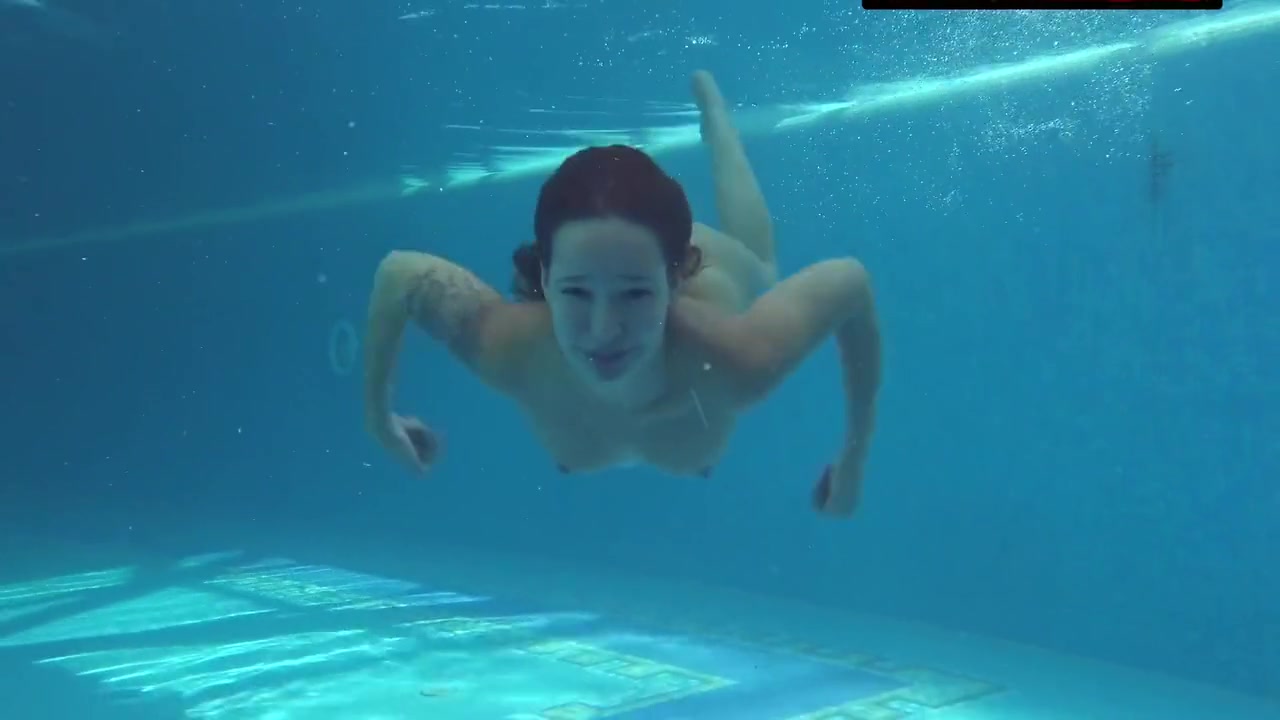Enjoy And Swim - Mia Ferrari And Lina Mercury