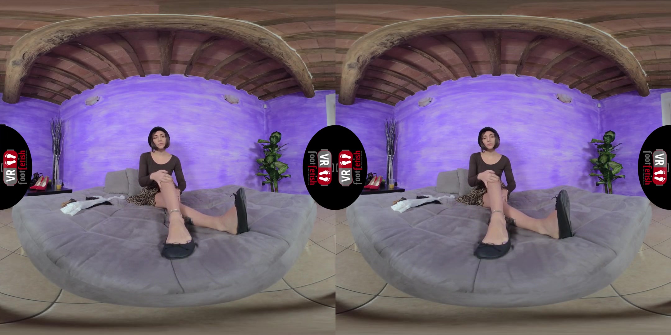 Dazzlingly Beautiful Aradia Tries On Different Pairs Of Hold-Ups - Virtual Reality Foot Fetish Close-Up