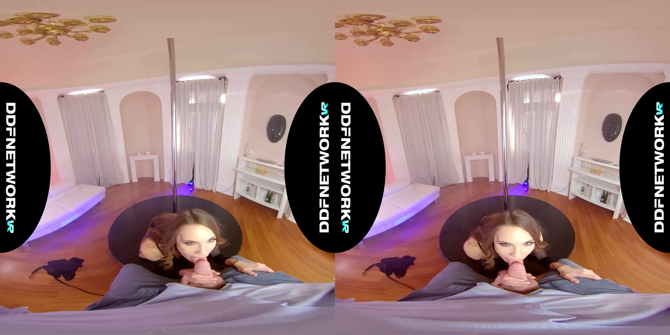 Veronica Clark in Ukrainian Gold - DDFNetworkVR
