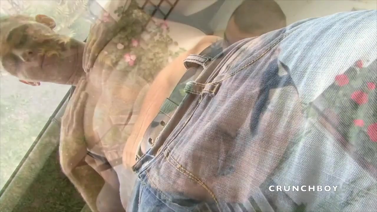 Straight Exhib In A Park - ExhibBoys