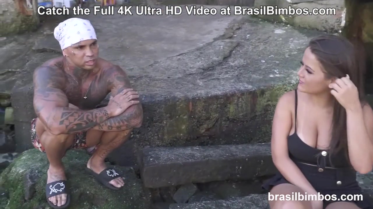 Picking up a Big Brazilian Booty - Brasilbimbos