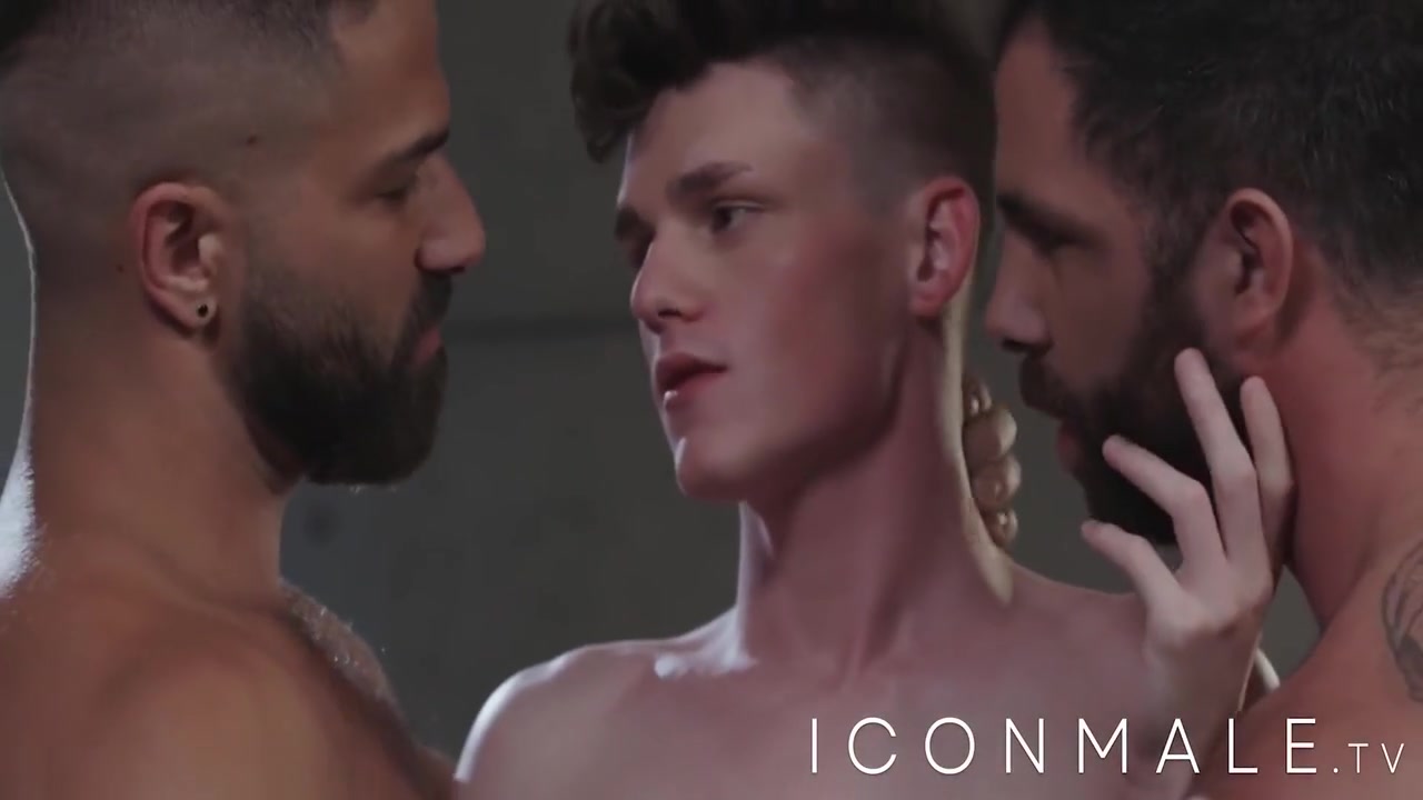 Jake Nicola And Avery Jones In My Two Stepbrothers Want Me To Fuck My Tight Ass For The First Time 10 Min