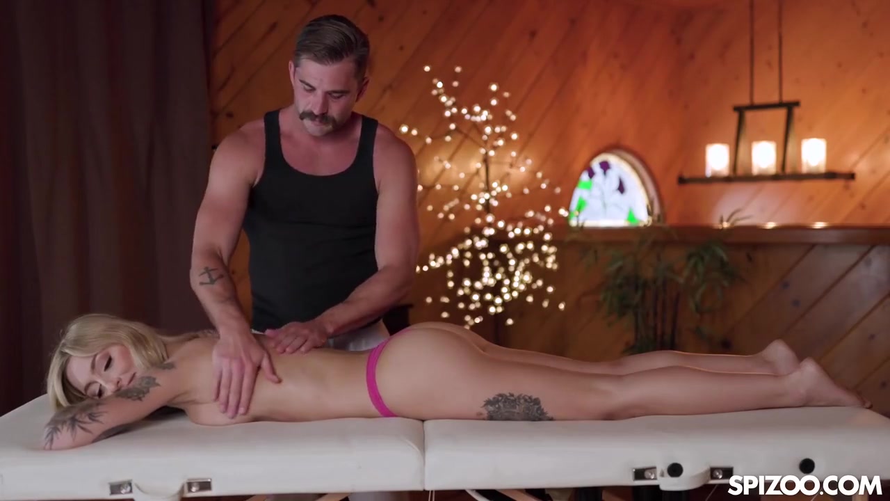 Kathryn Mae - Tattooed Babe Fucked By Horny Massause