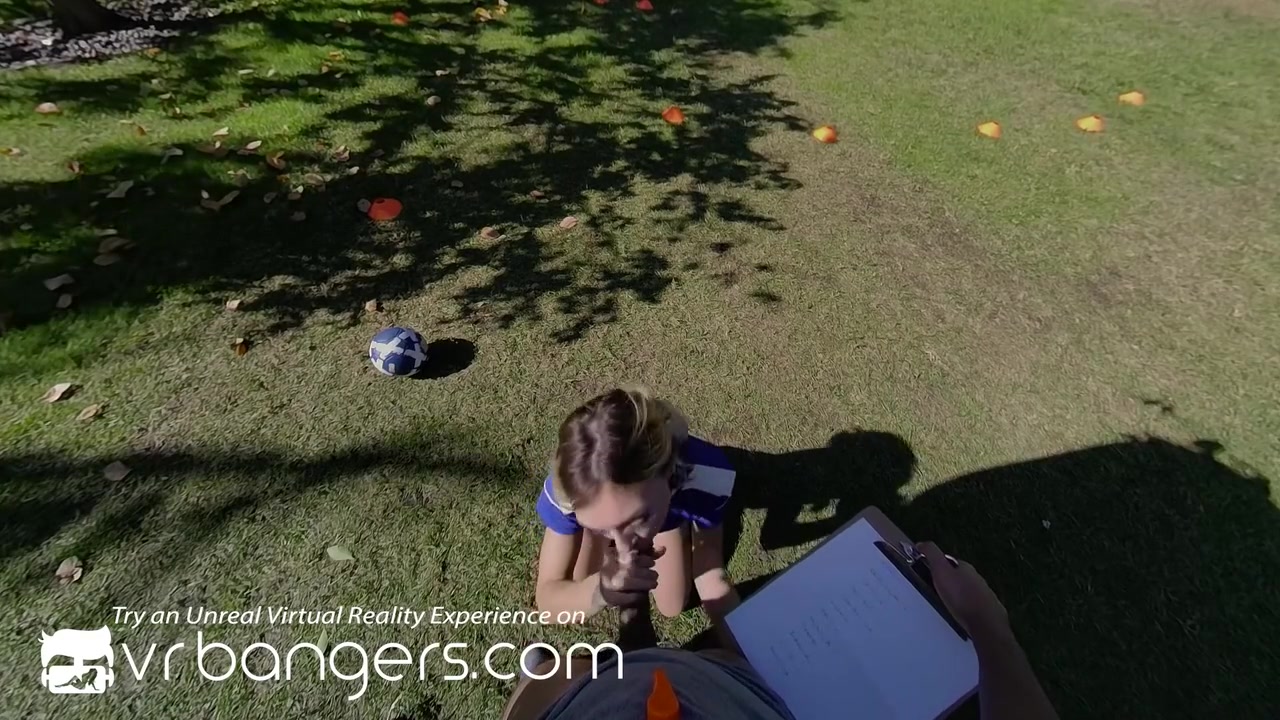 Tight Pussy Outdoor Sex With College Babe Chloe