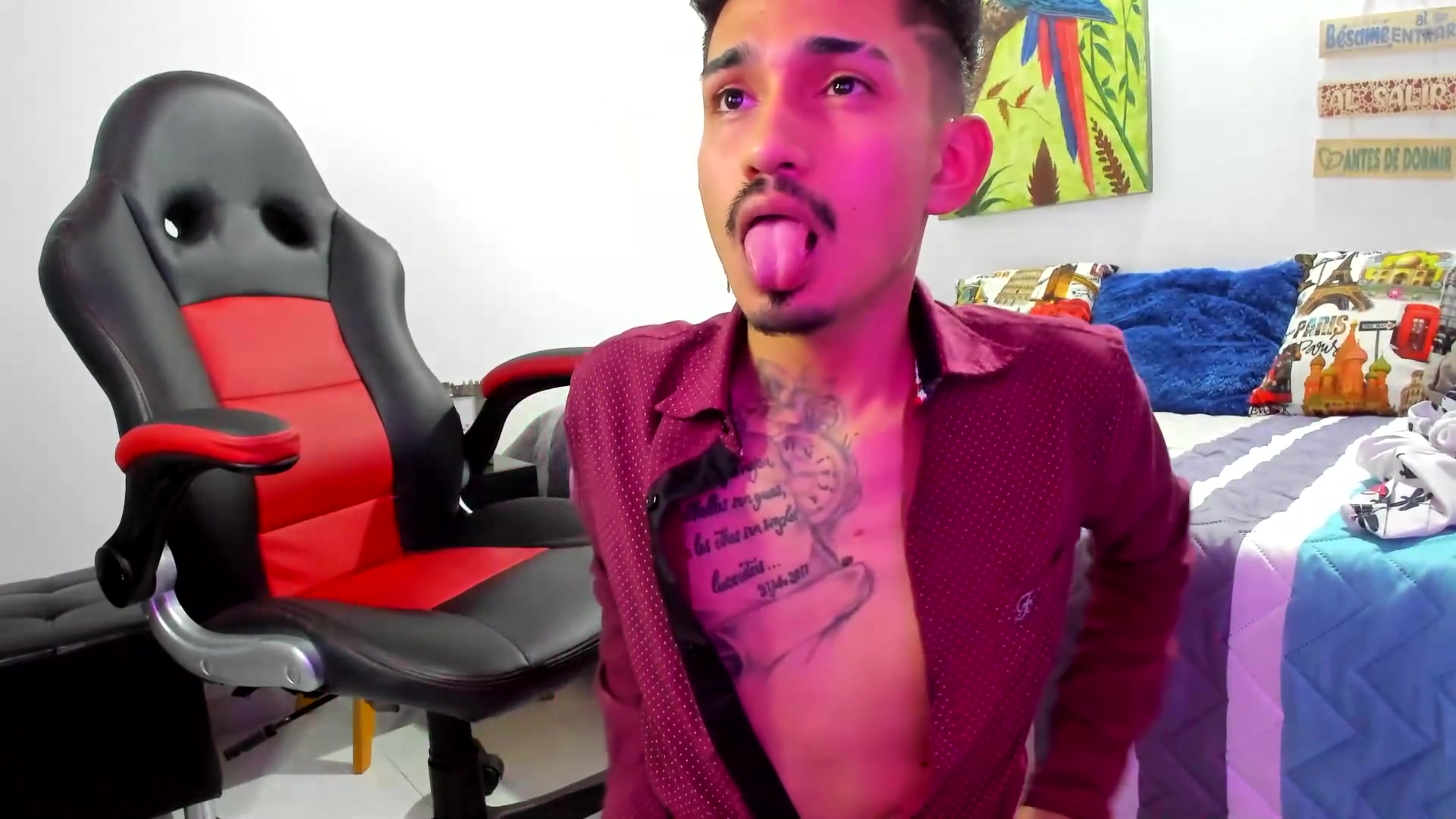 Tocandome El Culo En Mi Habitacion