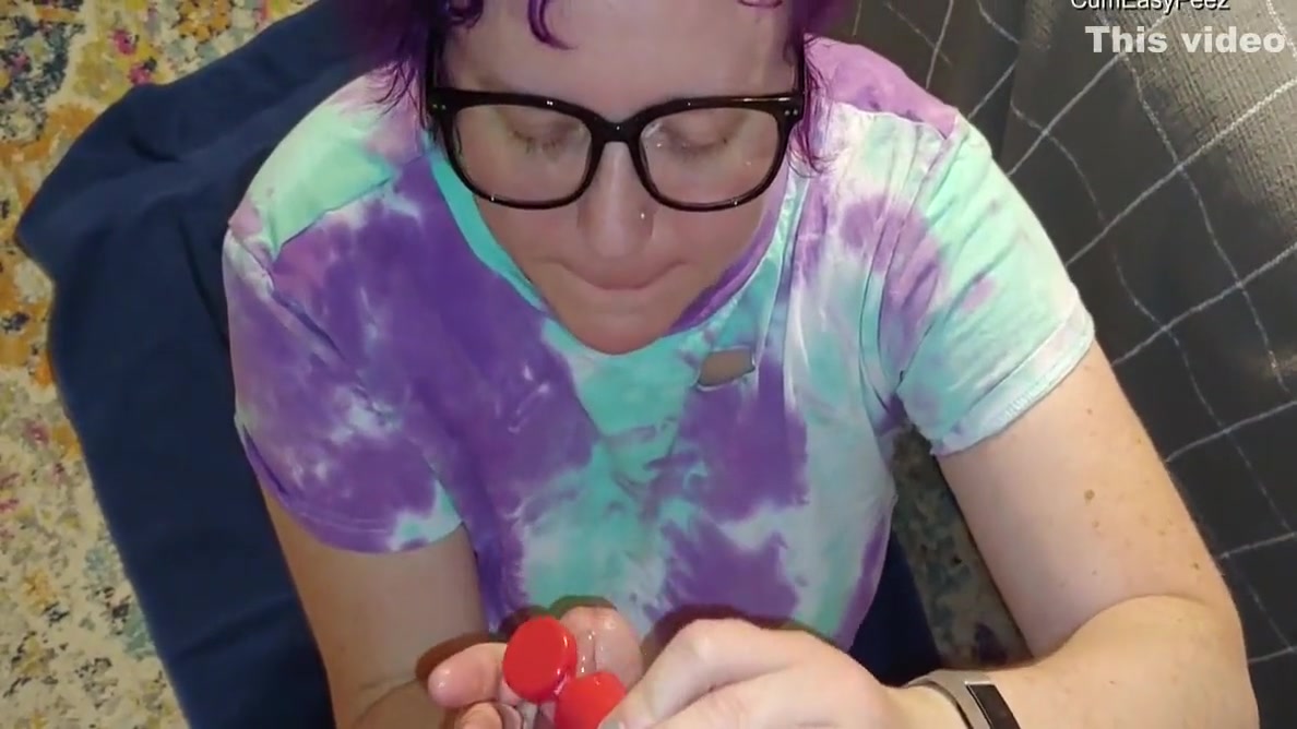 Cute Cumslut Makes Him Cum On Her Face