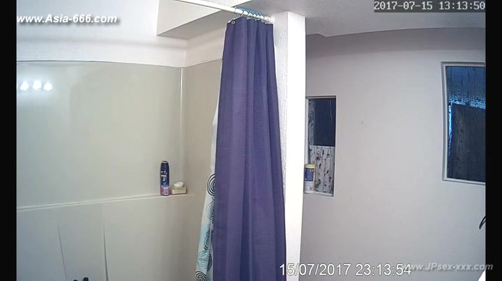 blonde girls shower.***