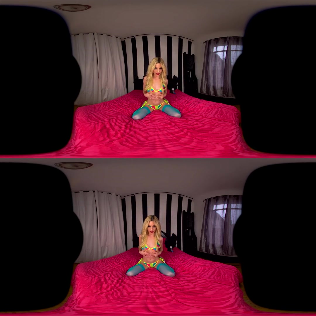 Piper Perri in The Biggest Cock! - HoloGirlsVR