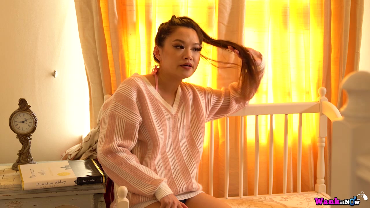 Louisa Lu - Seductive student 18+ - Sexy Videos - WankitNow